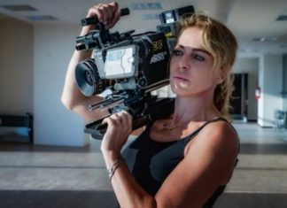 Tapirulàn – Claudia Gerini sul set per la sua opera prima da regista Claudia Gerini regia