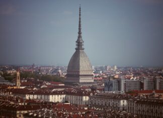 “Fuochi D’Artificio”, nuovo casting per la serie TV che si gira in Piemonte Torino Piemonte casting news