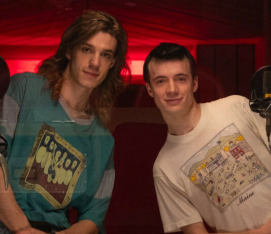 Gli anni ’90 tornano in TV: al via i casting per la nuova stagione della serie sugli 883 Nord Sud Ovest Est 883